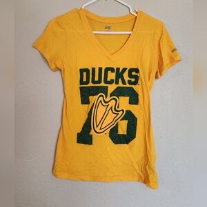 Women's Oregon Ducks T Shirt Size M
